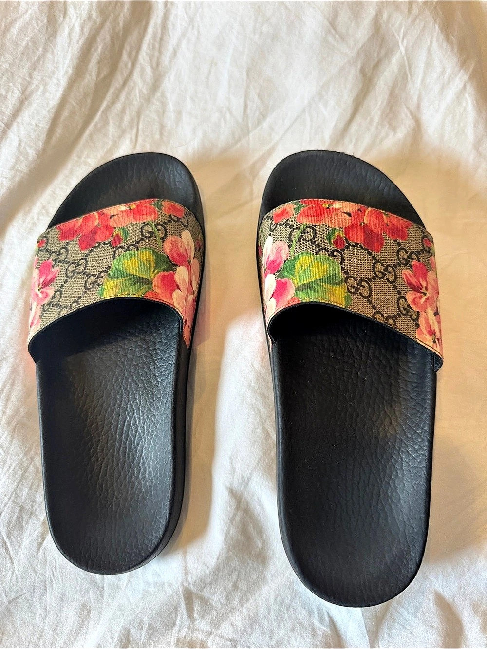 Gucci GG Supreme Blooms Slide Sandals Black & Green